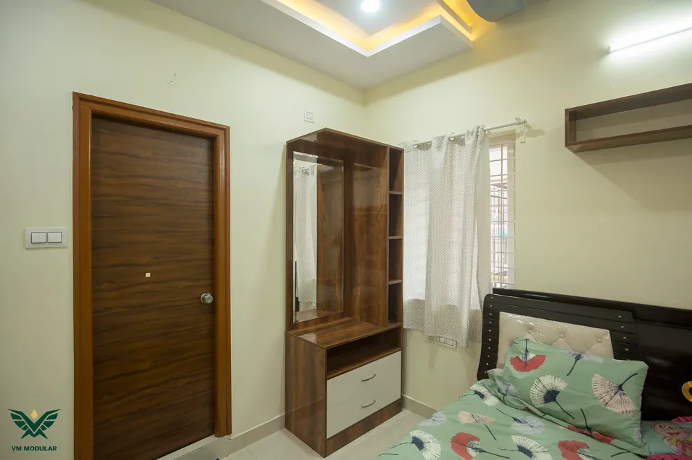 SR Nagar, picture 9